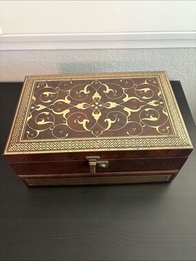 Mele Jewelry Box MCM Faux Wood Vintage KEY